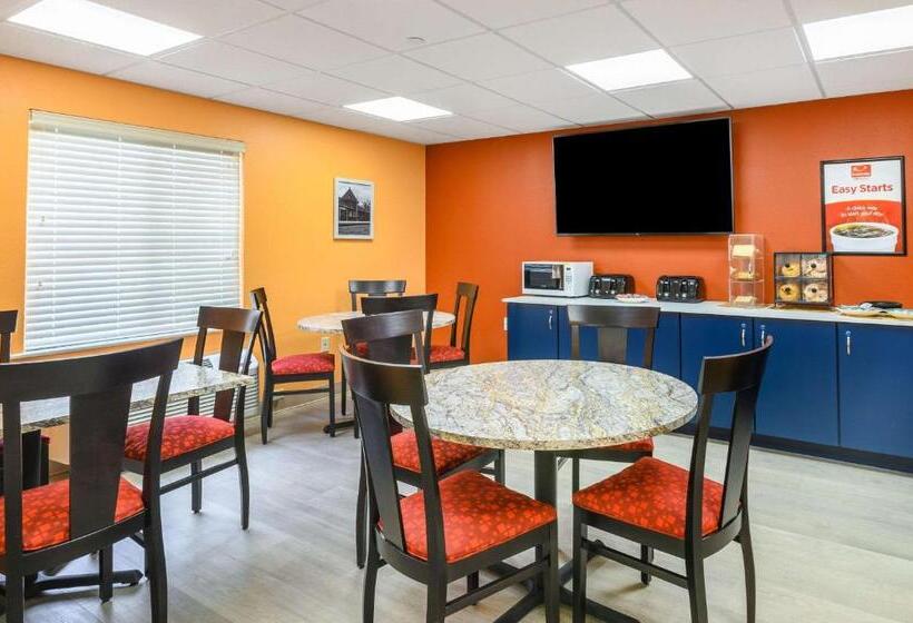 فندق Suburban Studios Hammond