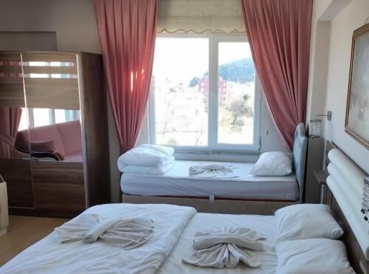 هتل Eceabat Gezen