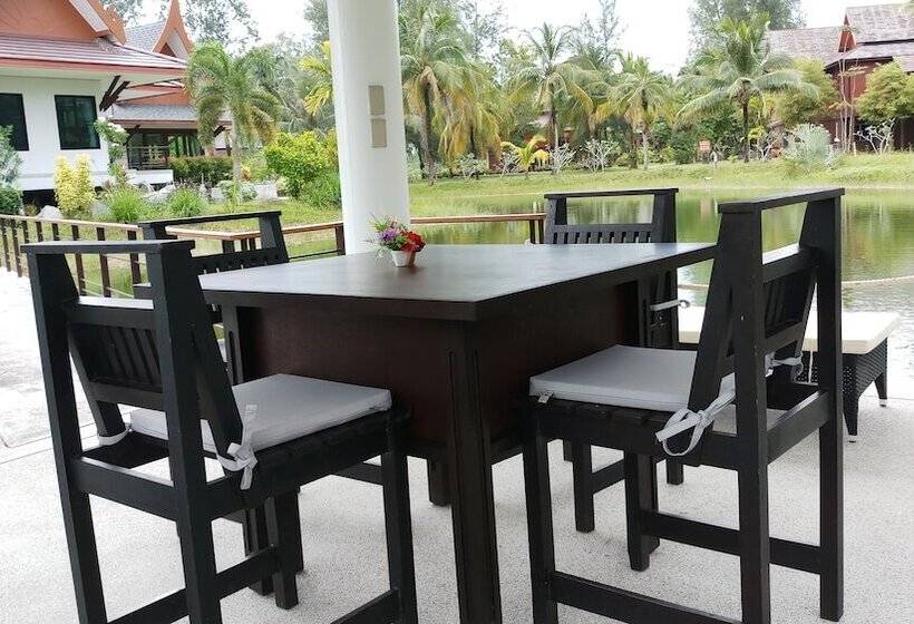 Villa Warin Khao Lak