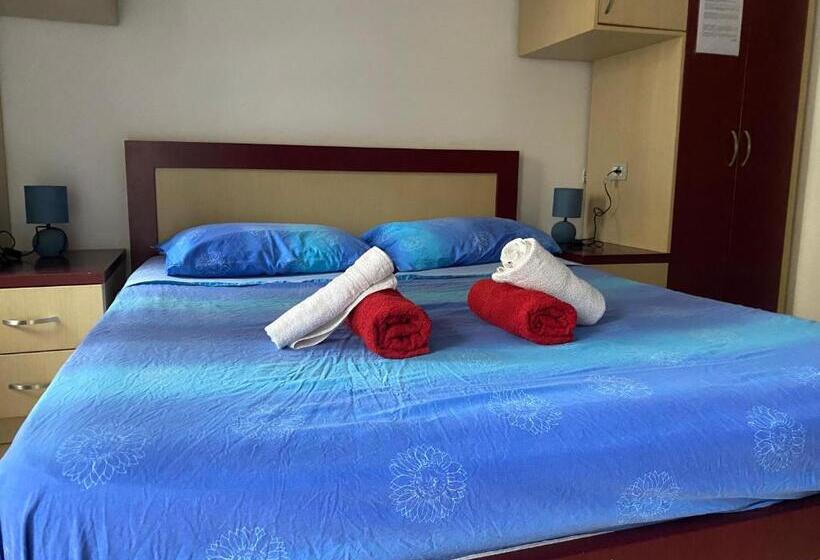 تختخواب و صبحانه Home Sweet Home   Guest House