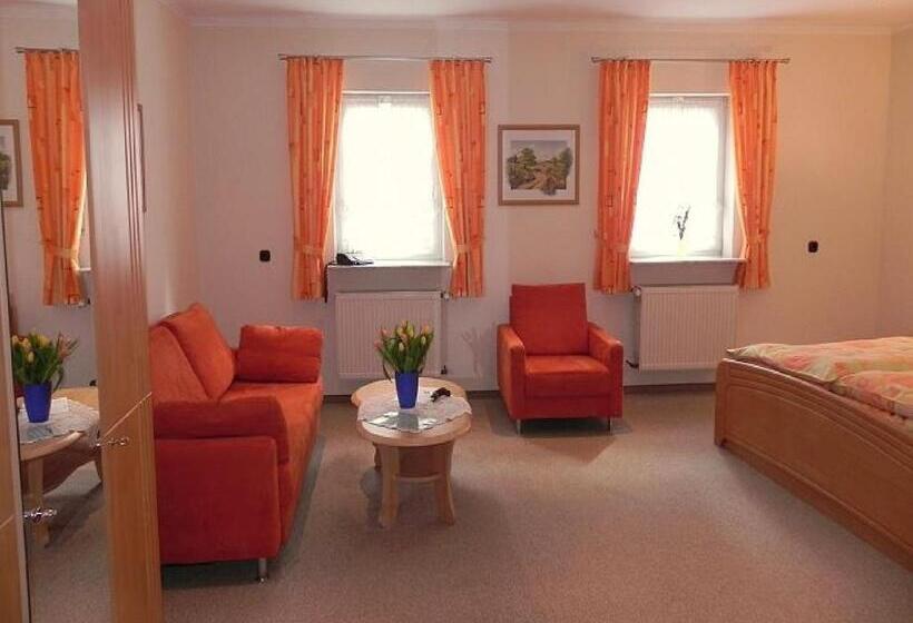 ペンション Gästehaus Freimuth