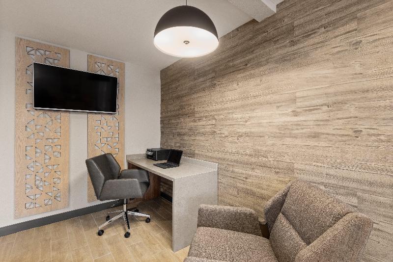 فندق Candlewood Suites St Louis St Charles By Ihg