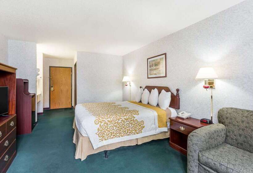 هتل Days Inn By Wyndham Battlefield Rd/hwy 65