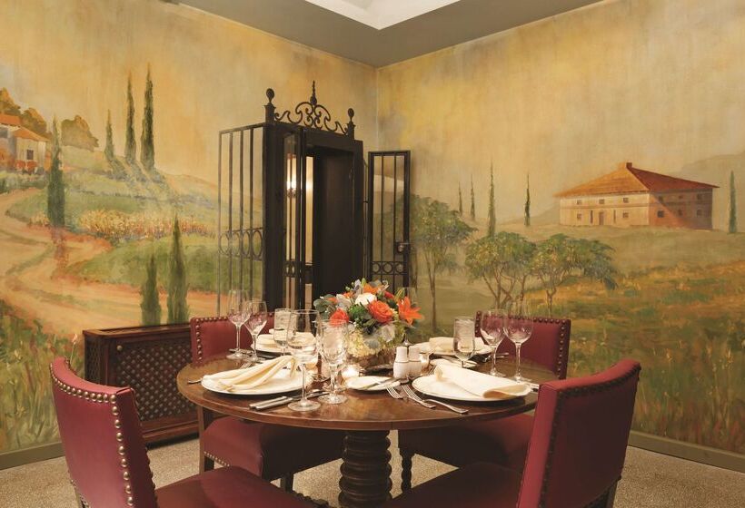 هتل Embassy Suites Baltimore  Inner Harbor