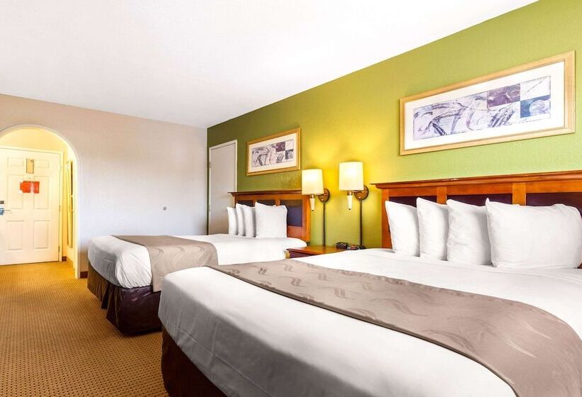 ホテル Rodeway Inn