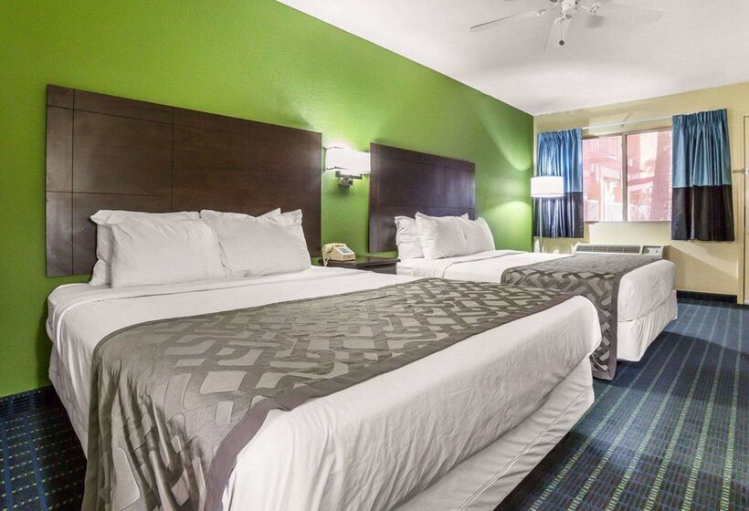 فندق Rodeway Inn & Suites