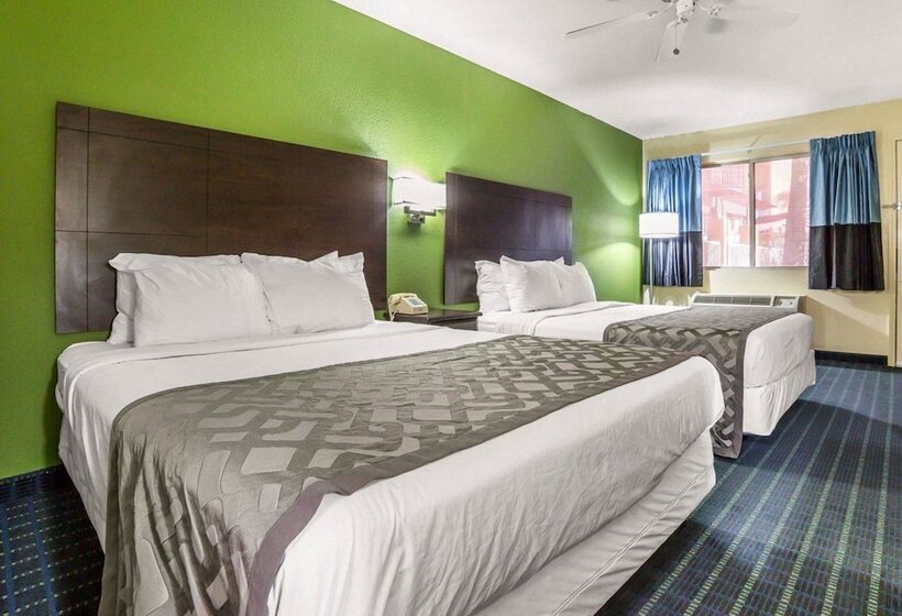 فندق Rodeway Inn & Suites