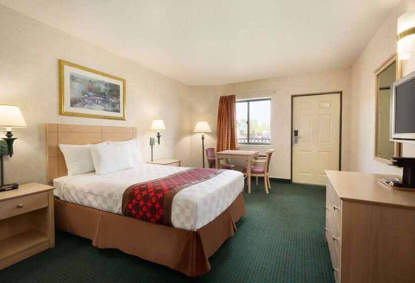 هتل Travelodge By Wyndham Niagara Falls   New York
