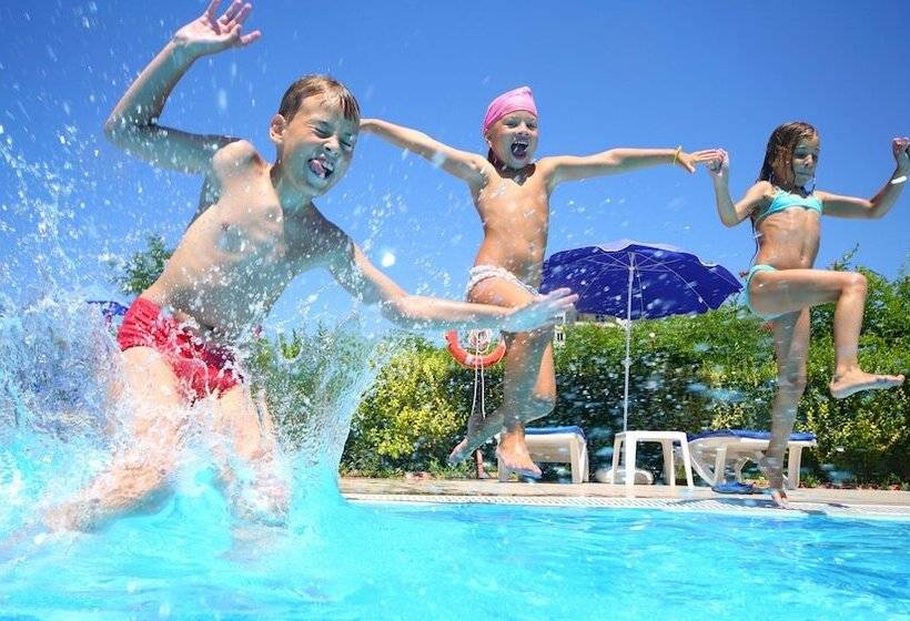 אתר נופש Ticaboo Lodge