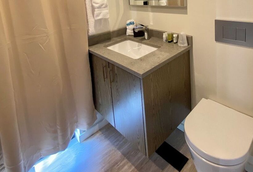 אתר נופש Ticaboo Lodge