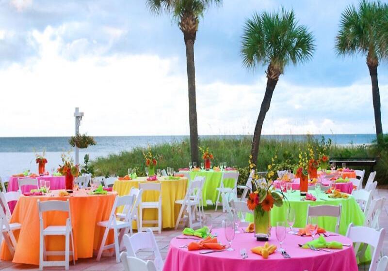 منتجع Island Grand At Tradewinds