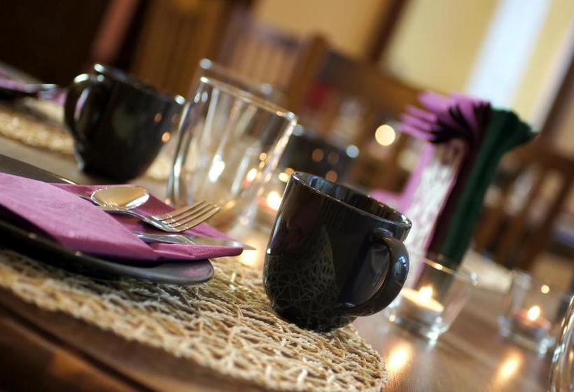 هتل Palace Kutna Hora