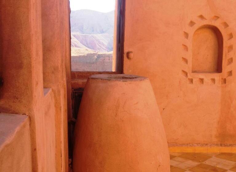 پانسیون Kasbah Titrit & Spa