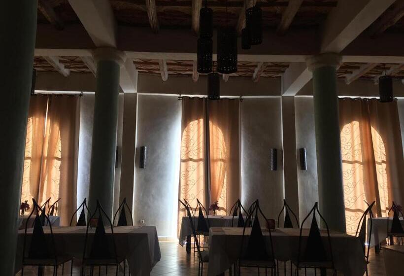 پانسیون Kasbah Titrit & Spa