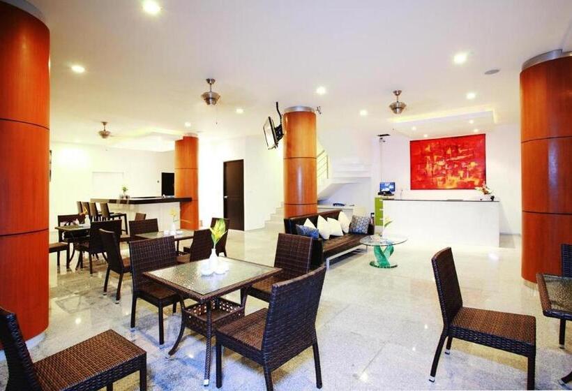 هتل One World One Home Naiharn