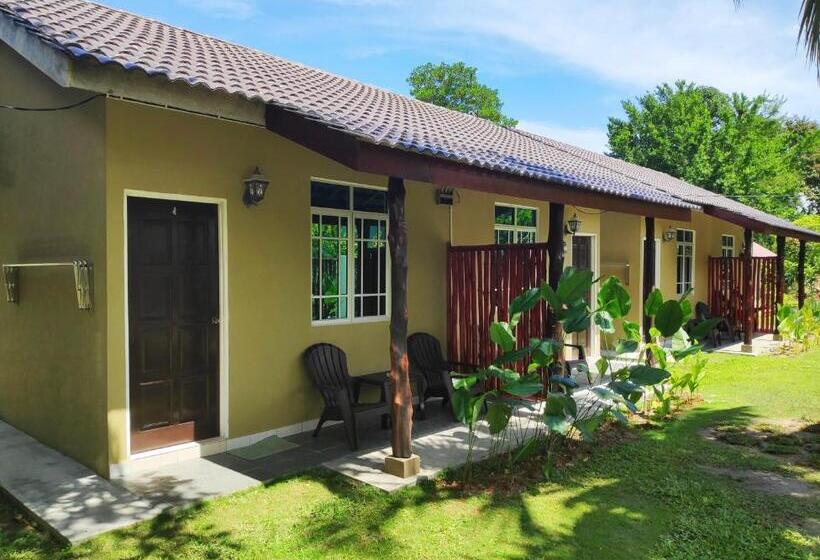 هتل Sunset Bay Cottage