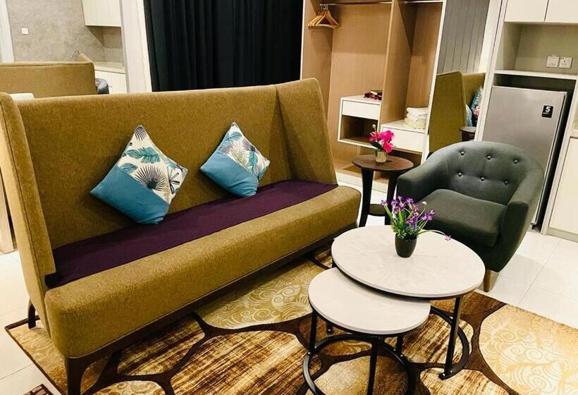 هتل Villa Abadi Resort