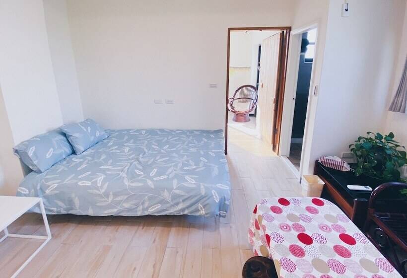 پانسیون Tree House Cafe & Homestay