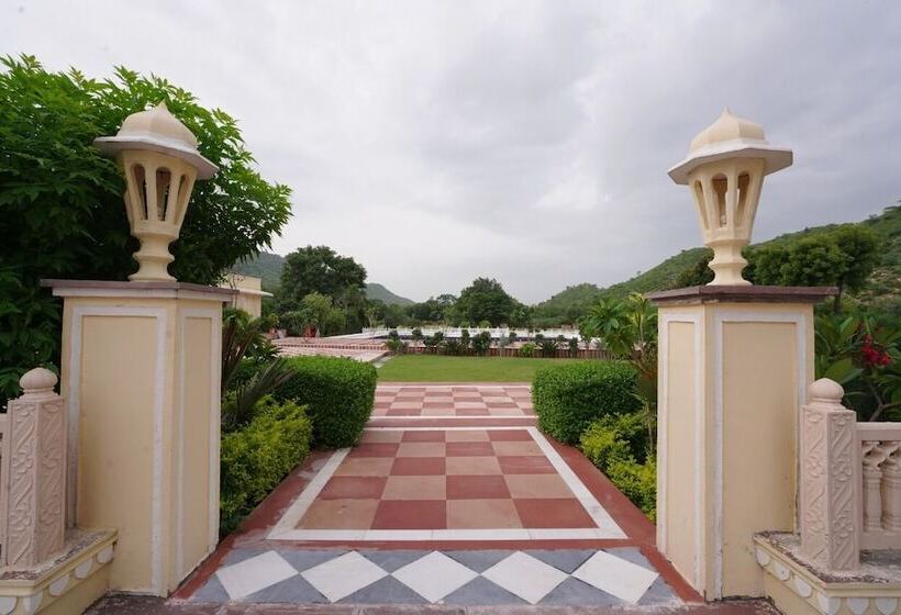 منتجع Raj Bagh Palace