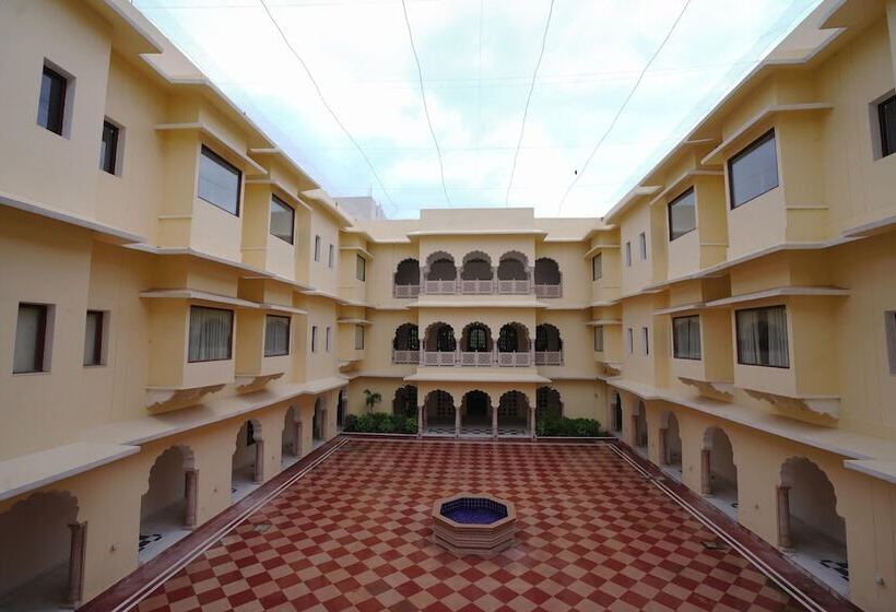 منتجع Raj Bagh Palace