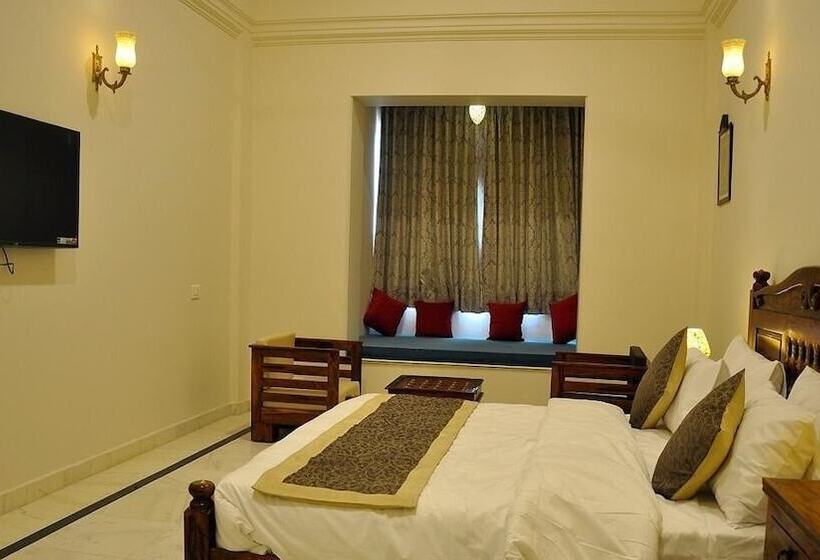 منتجع Raj Bagh Palace