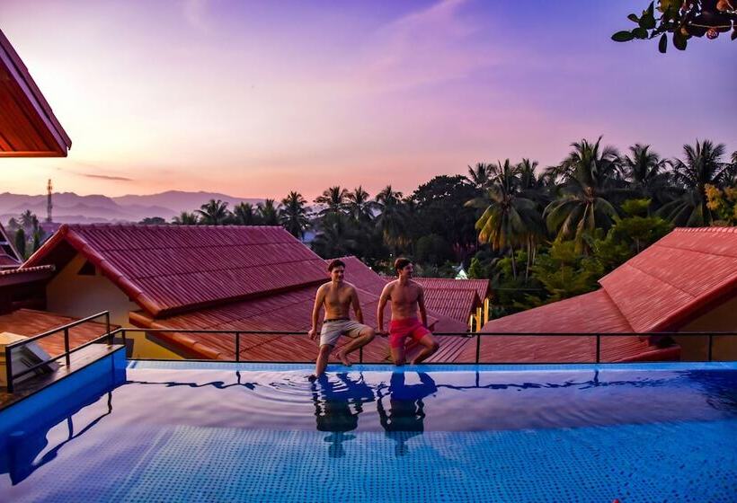 هاستل Mad Monkey Luang Prabang