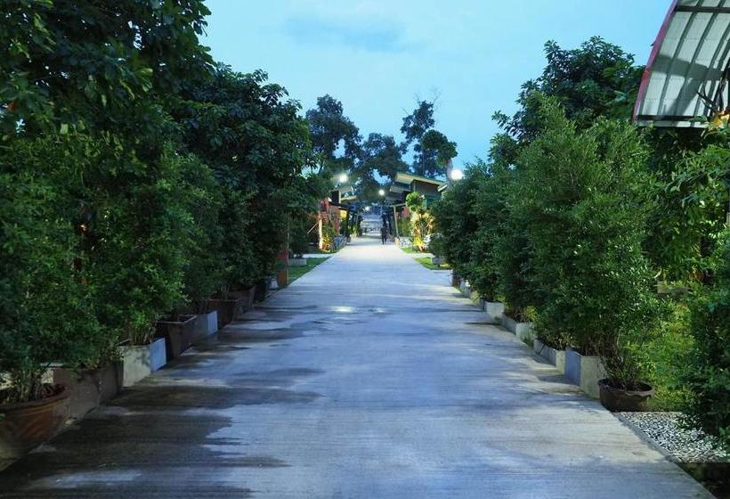 هتل Nawamit Home Garden