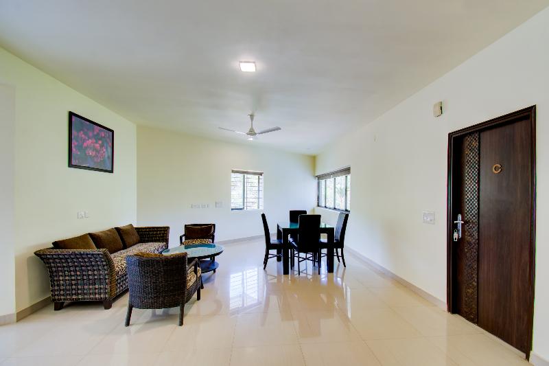 בית מלון כפרי Xec Residency