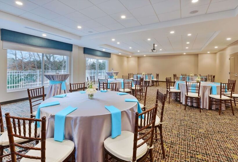 酒店 Hampton Inn Cape Cod Canal