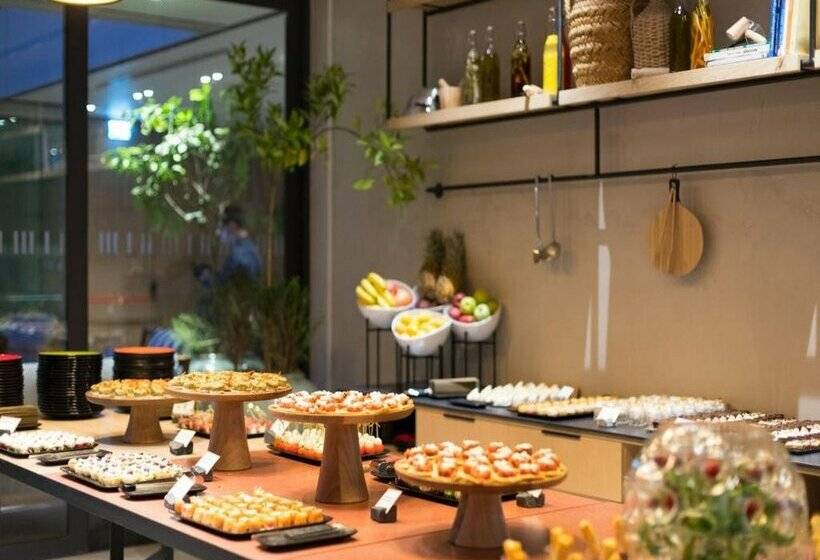 Indigo Larnaca, An Ihg Hotel Adults Only