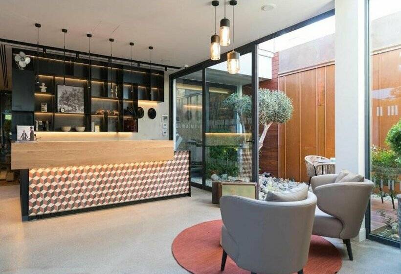 Indigo Larnaca, An Ihg Hotel Adults Only