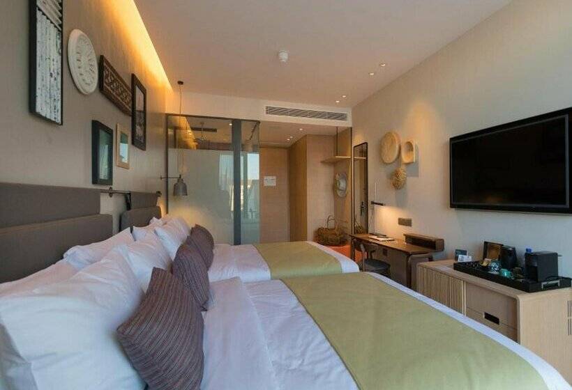 Indigo Larnaca, An Ihg Hotel Adults Only