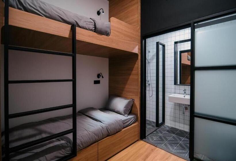 בית מלון כפרי Kooning   Hostel