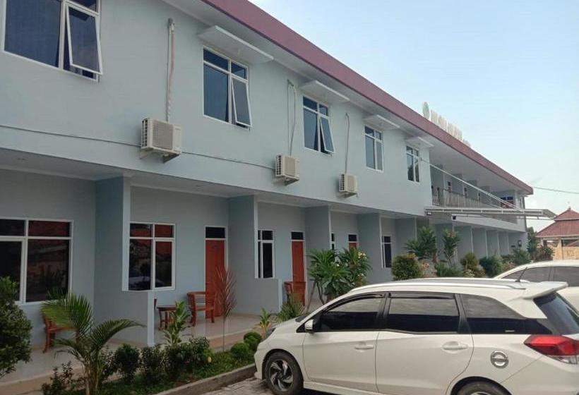 هتل Oyo 3277 Inayah Pkpri