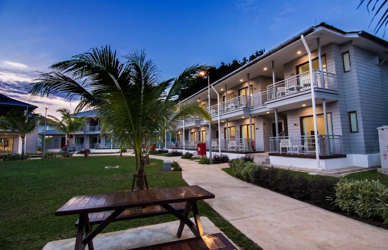 هتل Royale Chulan Cherating Chalet