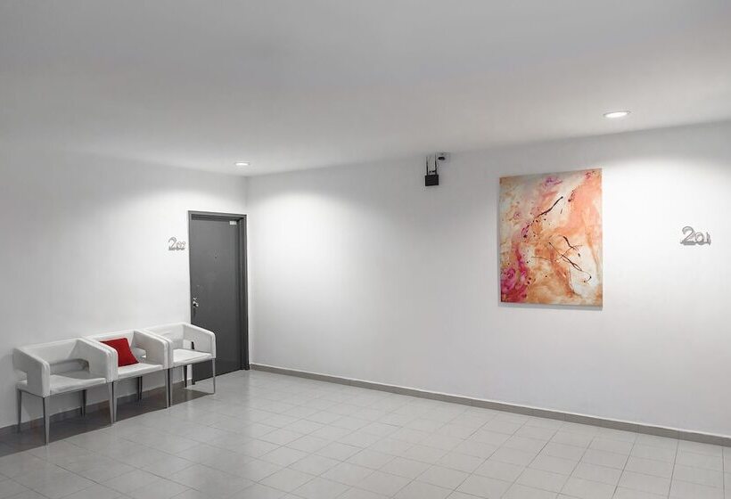 T Hotel Anggerik