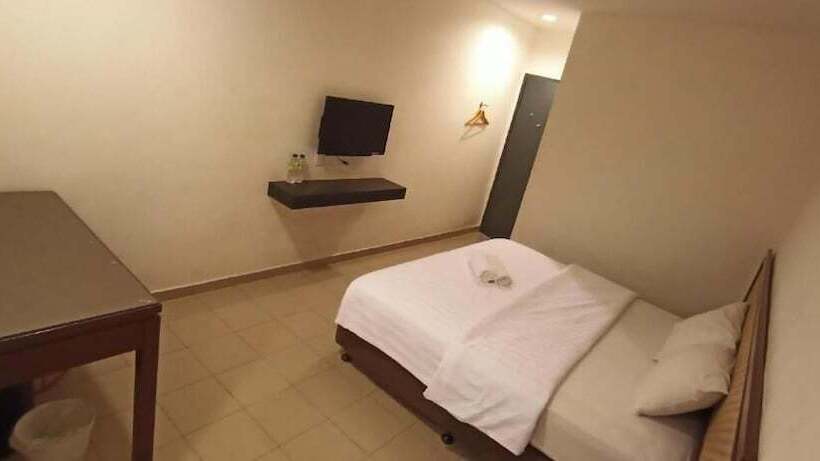 T Hotel Anggerik