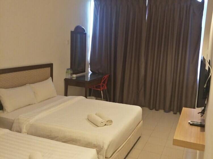 T Hotel Anggerik
