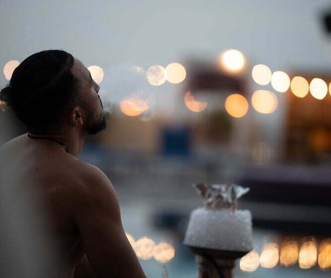 Отель Avani Ibn Battuta Dubai