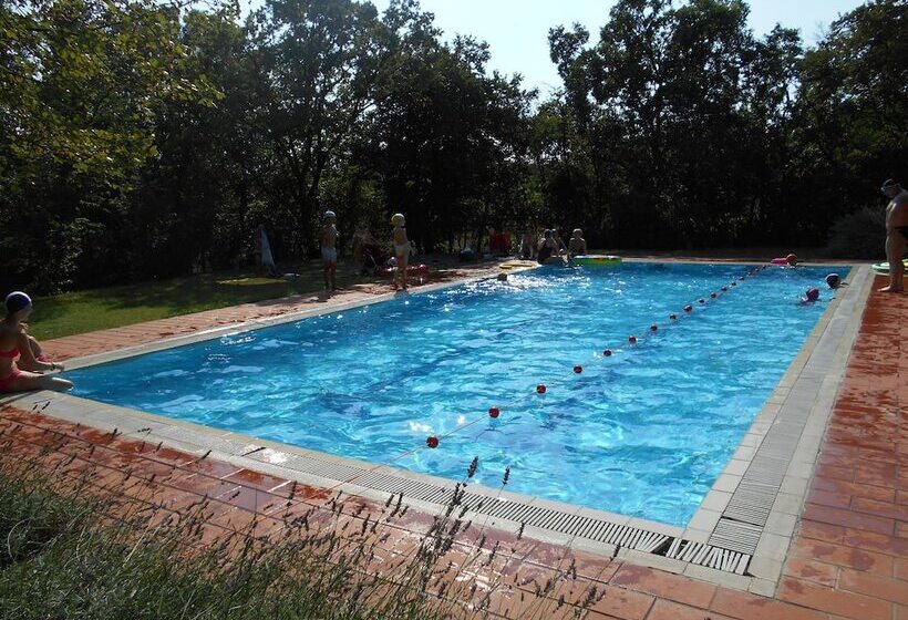 فندق ريفى Camping Agrituristico Carso