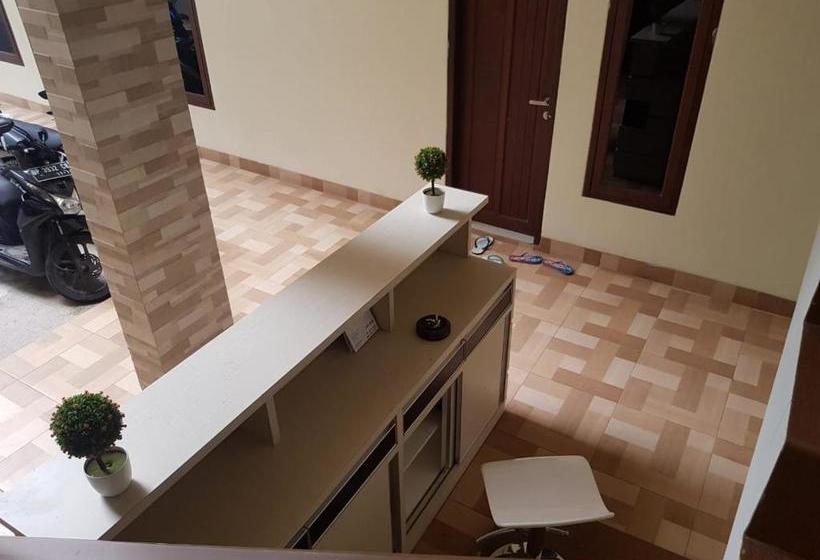 هتل Spot On 3228 Kost Ham