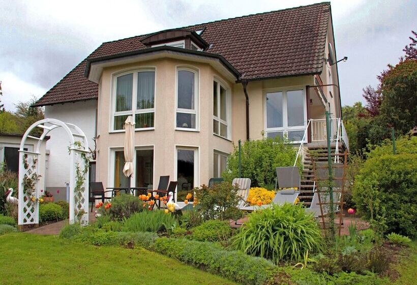 Flat In Bellenberg With Sunbathing Lawn