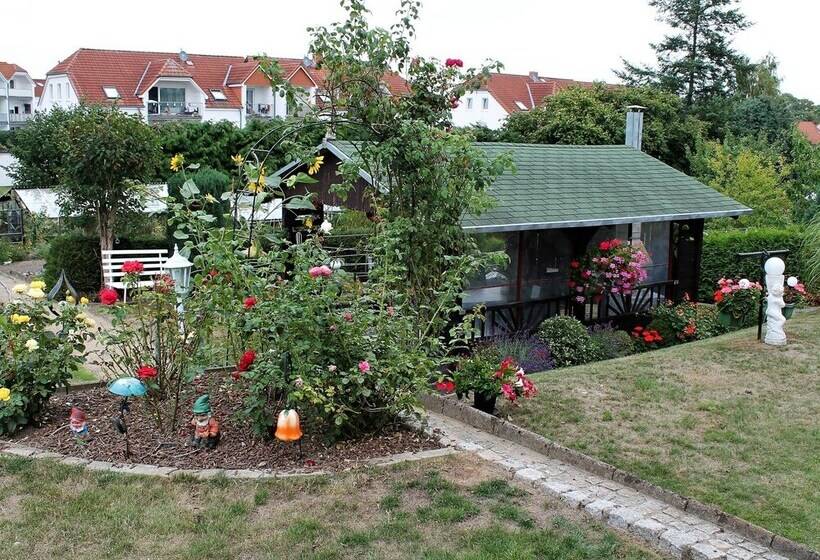 Beautiful Apartment In Proseken With Garden