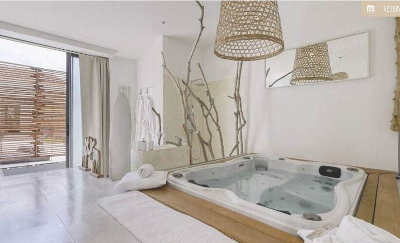 住宿加早餐  Mas Sainte Marie   Private Hot Tub Suites