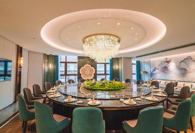 호텔 Holiday Inn Express Pengzhou Downtown, An Ihg