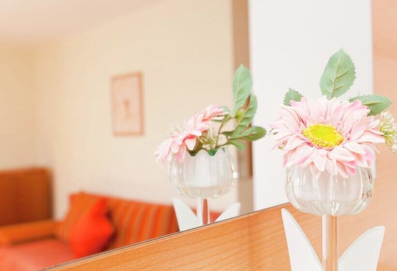 Modern Apartment In Bolsdorf With Sauna