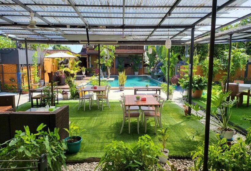 هاستل Dewi Sri Guesthouse