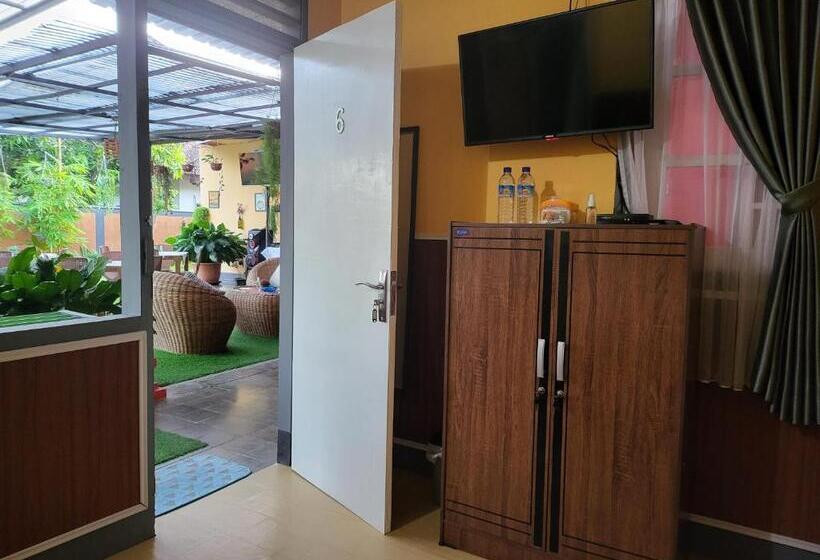 هاستل Dewi Sri Guesthouse