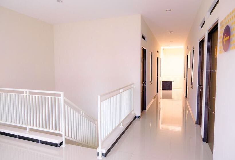 هاستل Spot On 2325 Singgalang Residence Syariah