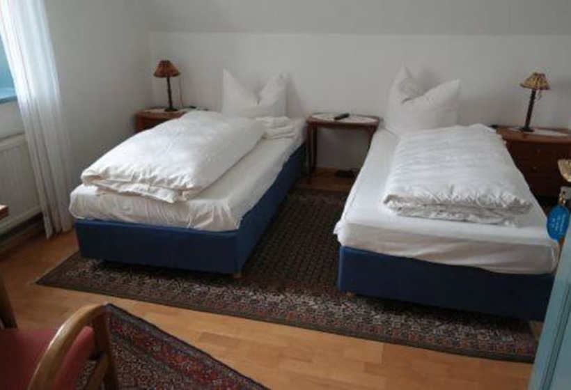 Bed and Breakfast Gästehaus Howe